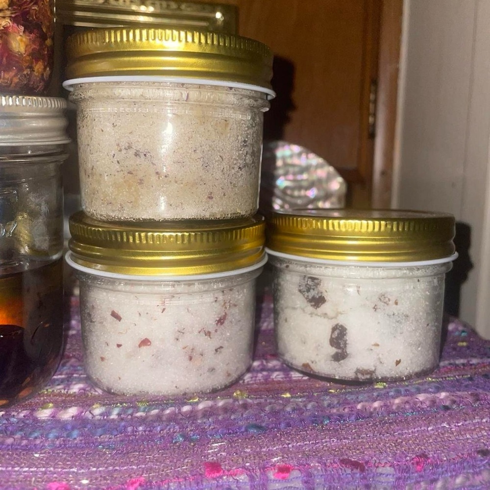 Botanical sugar scrubs 4oz
